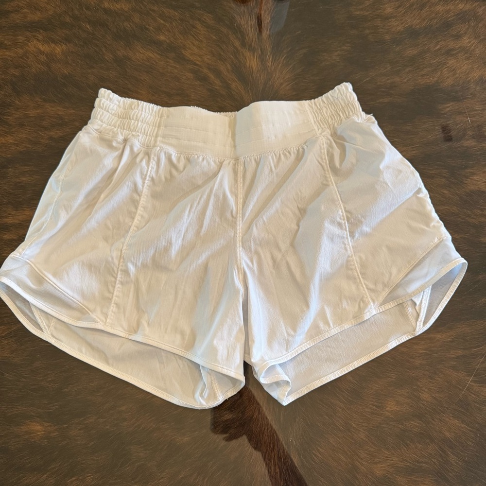 Lululemon Hotty Hot High Rise 4” Shorts